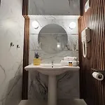 Blvd 7 Hotel