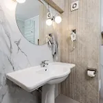 Blvd 7 Hotel