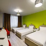 Blvd 7 Hotel 3*