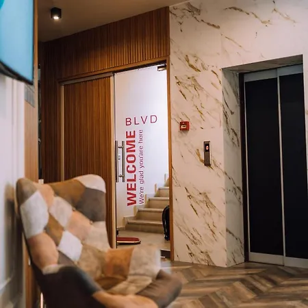 호텔 Blvd 7 플로브디프