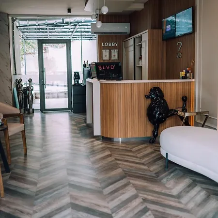 Blvd 7 Hotel