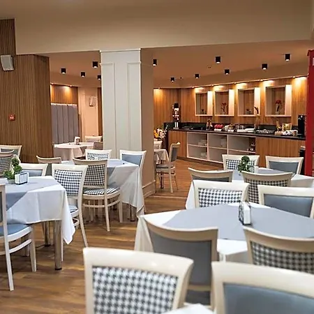 Blvd 7 Hotel