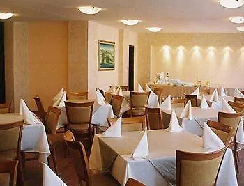 Blvd 7 Hotel